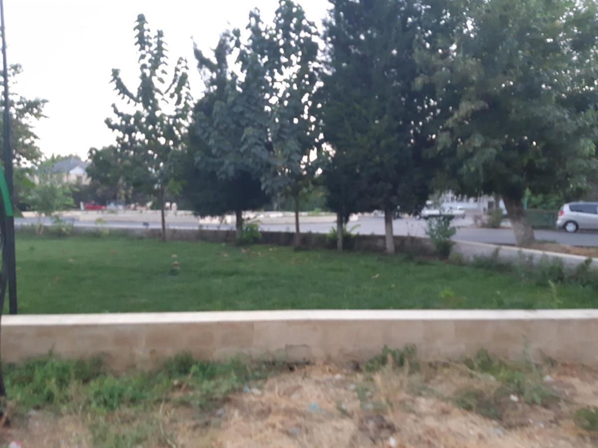 Hotel Azimut Jalal-Abad Exterior foto
